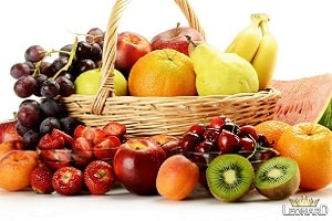 چرا باید میوه بخوریم؟
